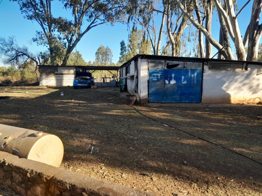 4 Bedroom Property for Sale in Zeerust North West